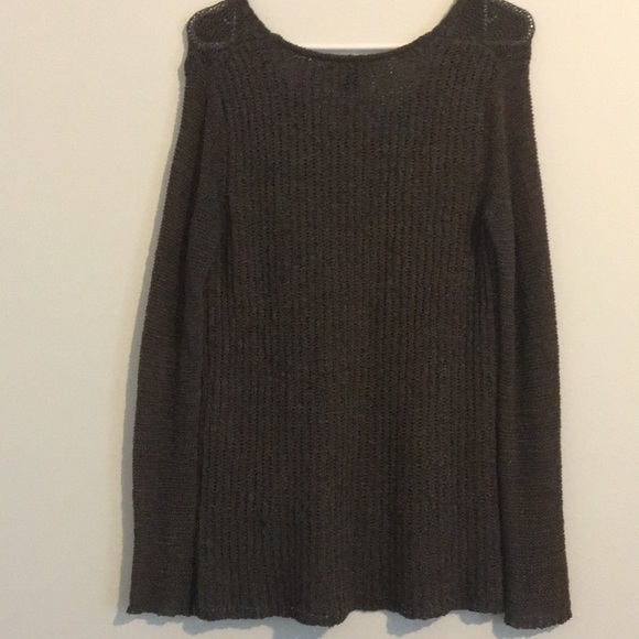 EUC - H&M olive green sweater - Picture 3 of 5